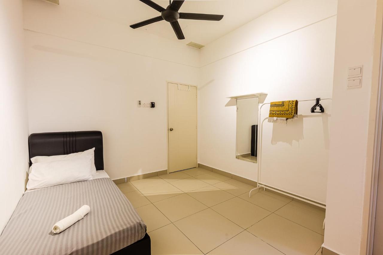 Desaru Babyfriendly Homestay מראה חיצוני תמונה