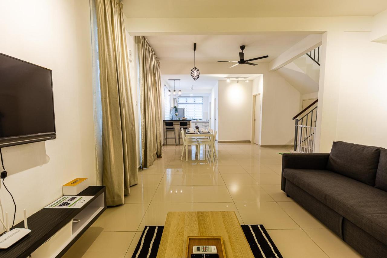 Desaru Babyfriendly Homestay מראה חיצוני תמונה
