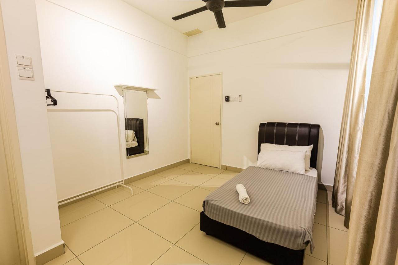 Desaru Babyfriendly Homestay מראה חיצוני תמונה